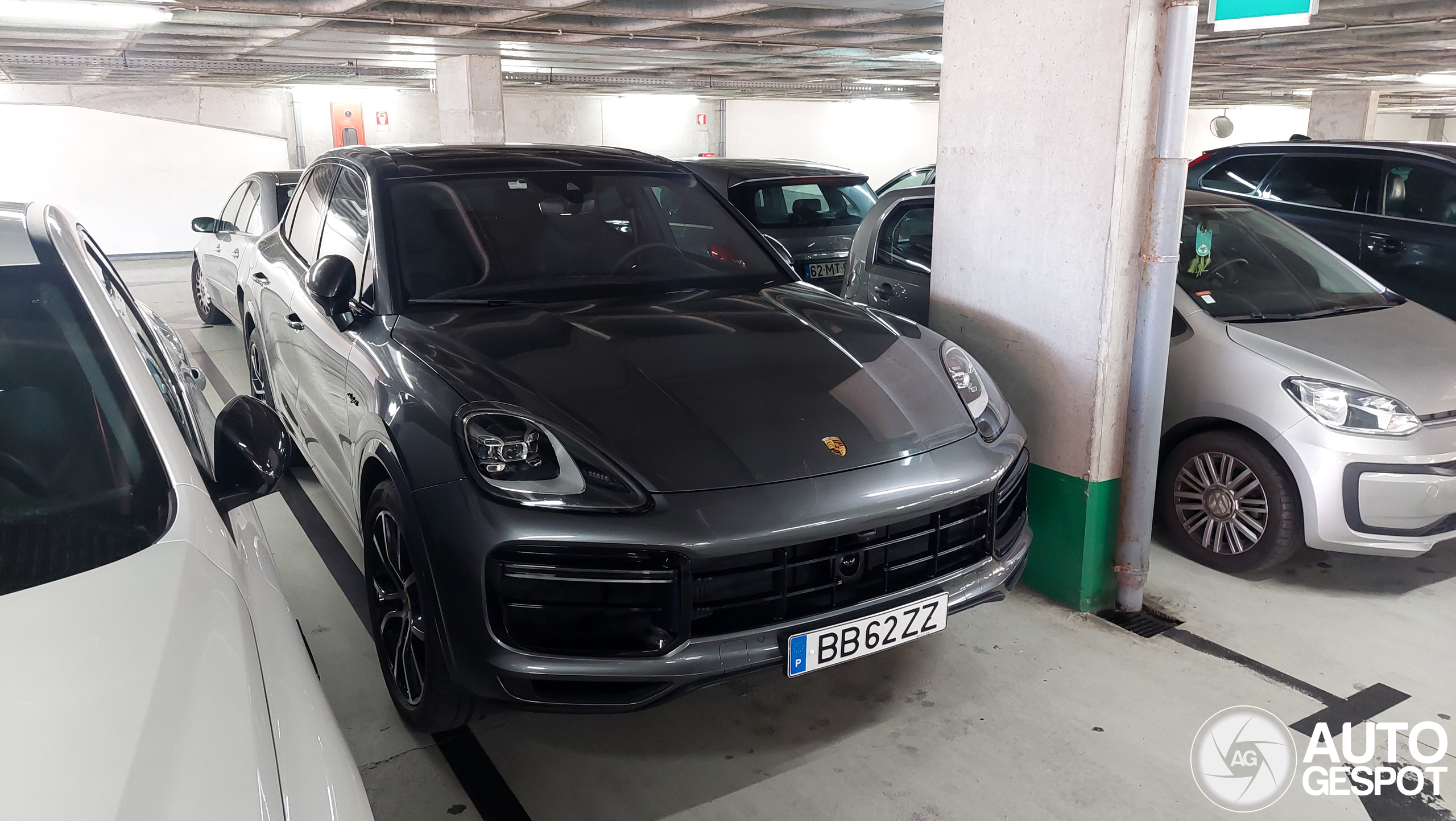 Porsche Cayenne Turbo S E-Hybrid