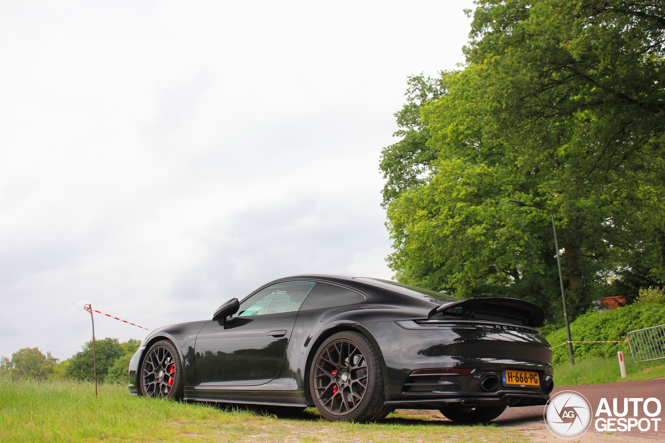 Porsche 992 Carrera S