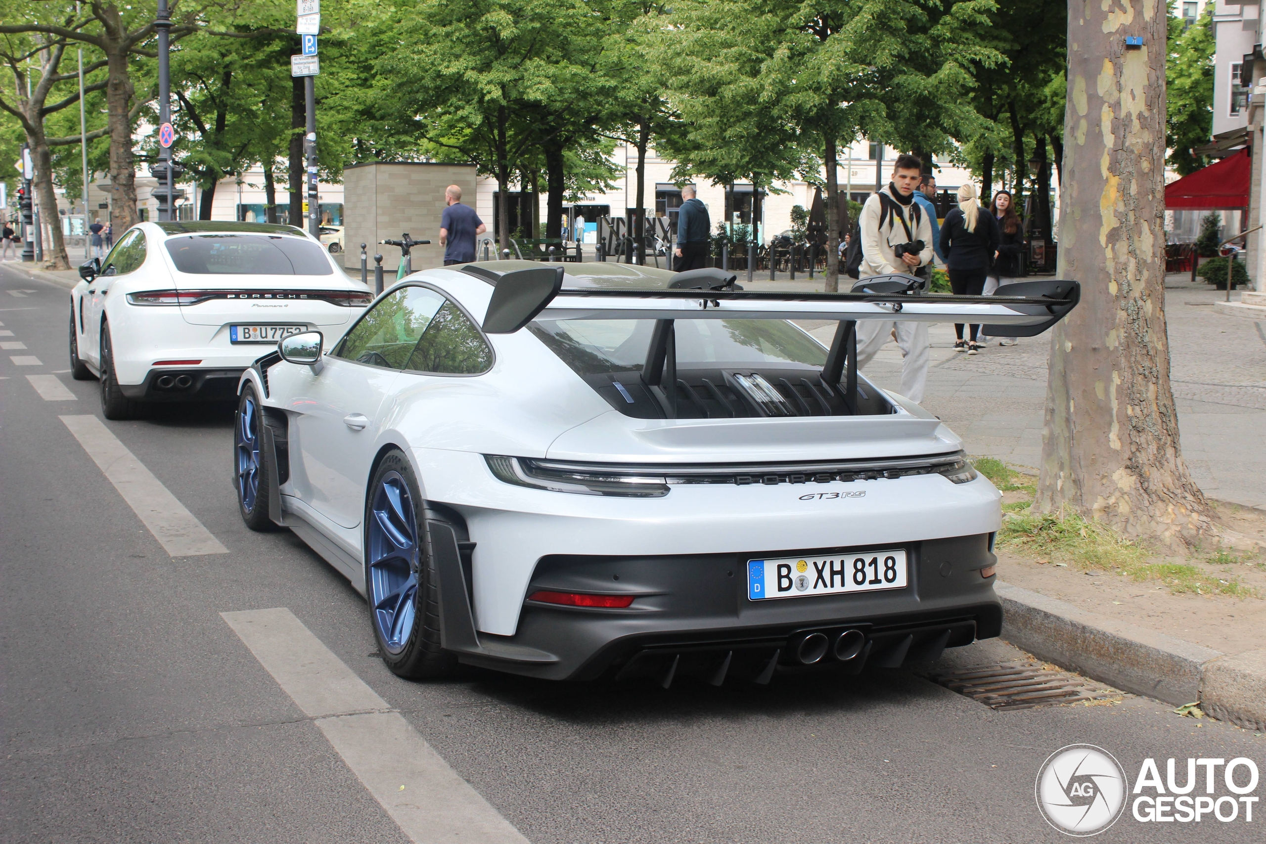 Porsche 992 GT3 RS Weissach Package