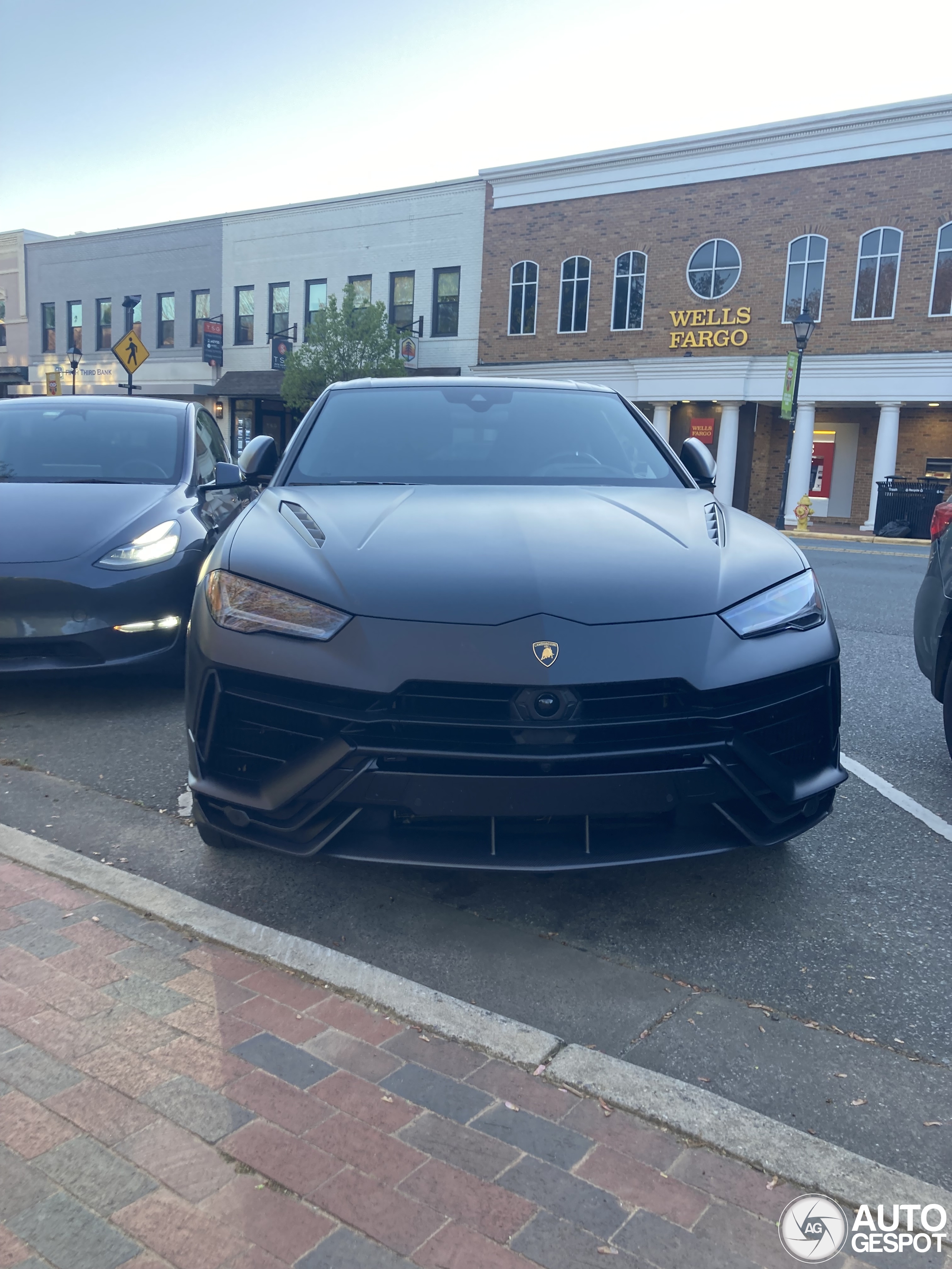 Lamborghini Urus S