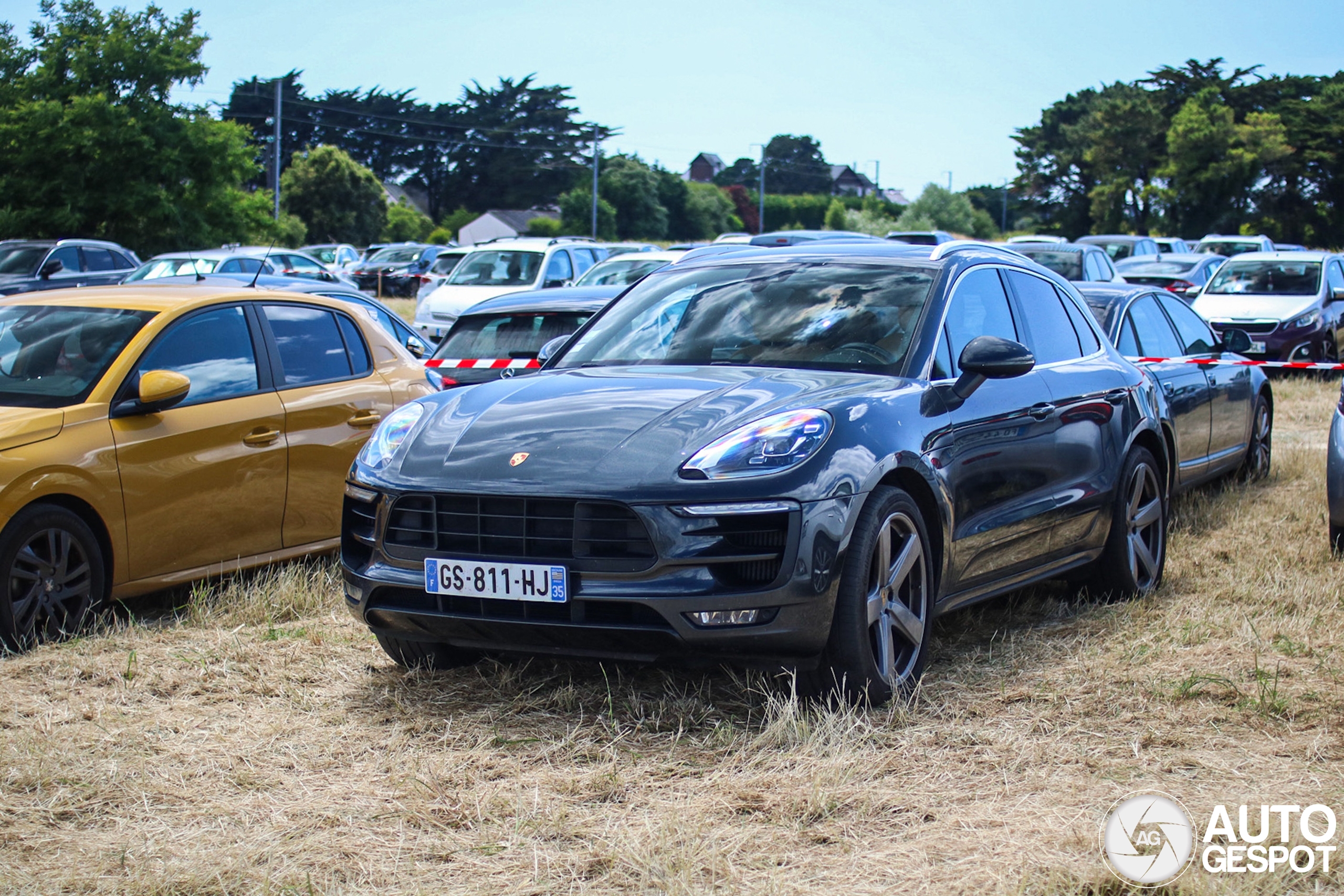 Porsche 95B Macan GTS