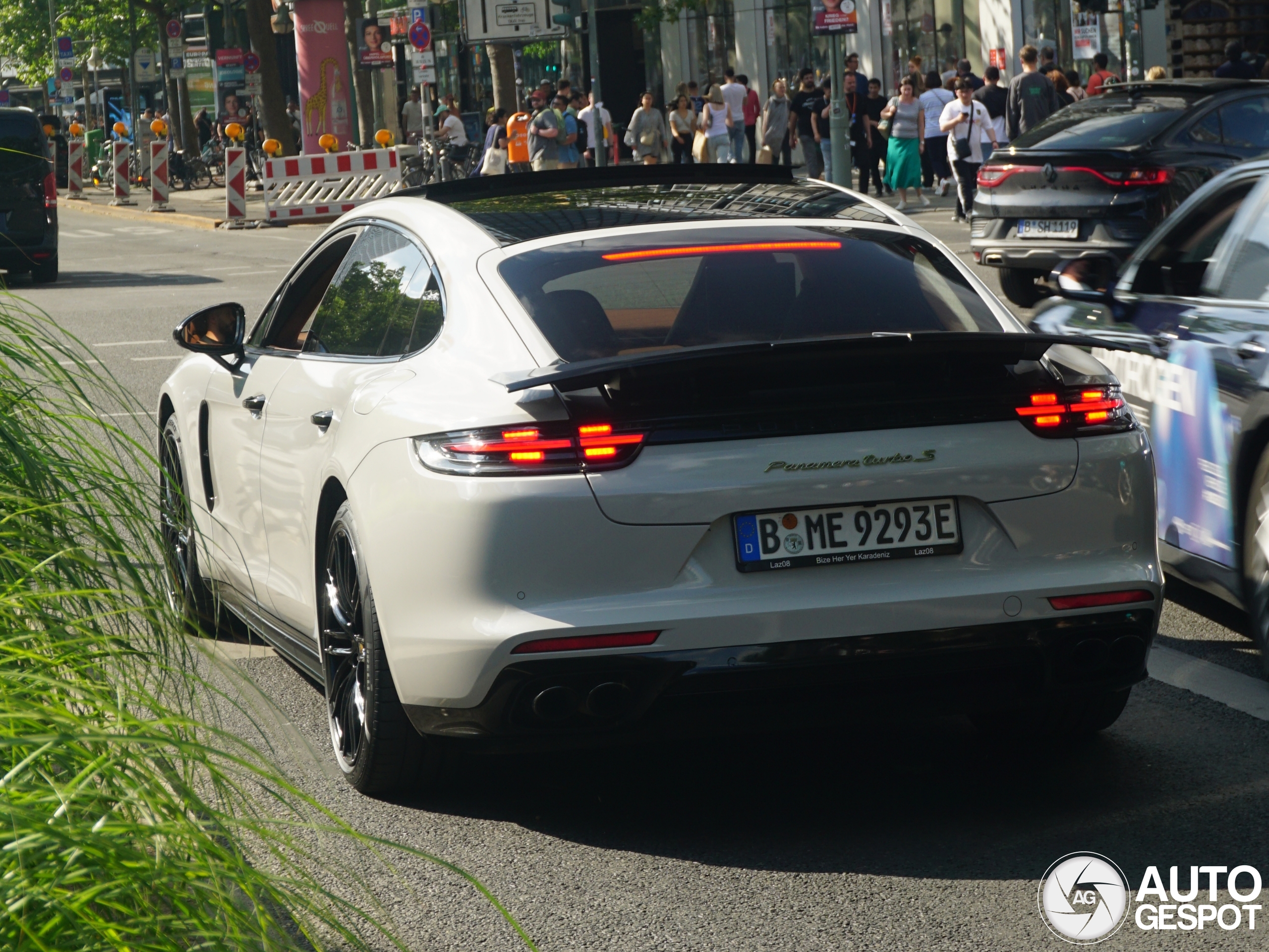 Porsche 971 Panamera Turbo S E-Hybrid