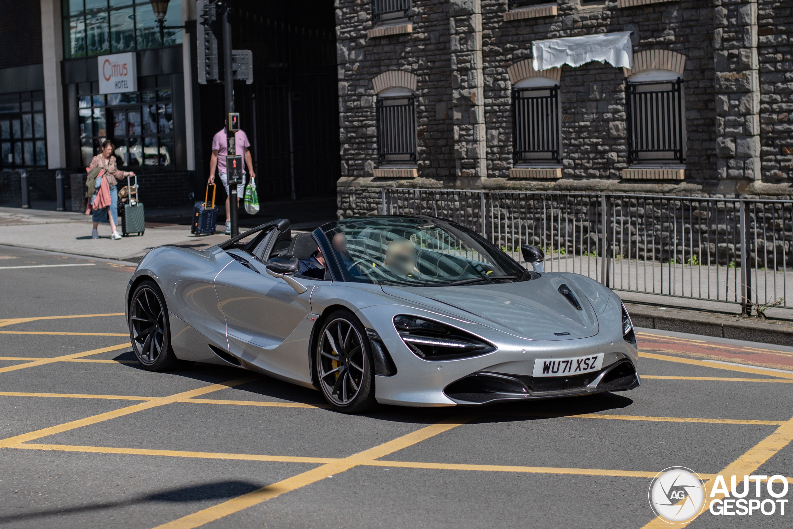 McLaren 720S Spider