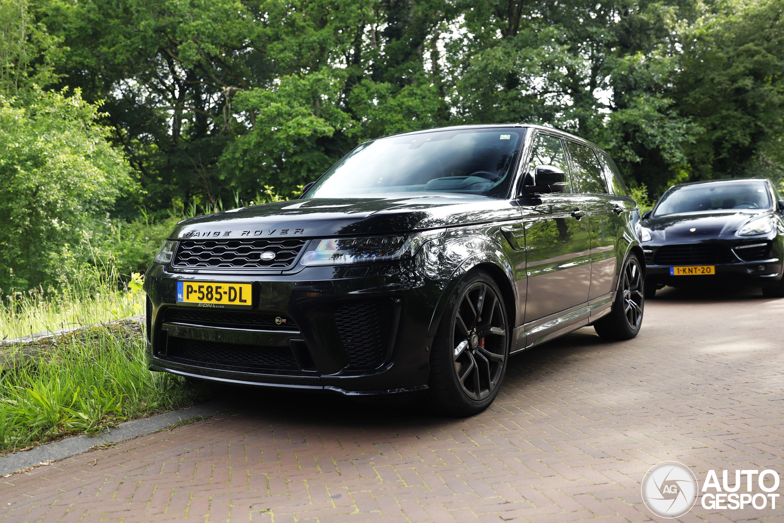 Land Rover Range Rover Sport SVR 2018