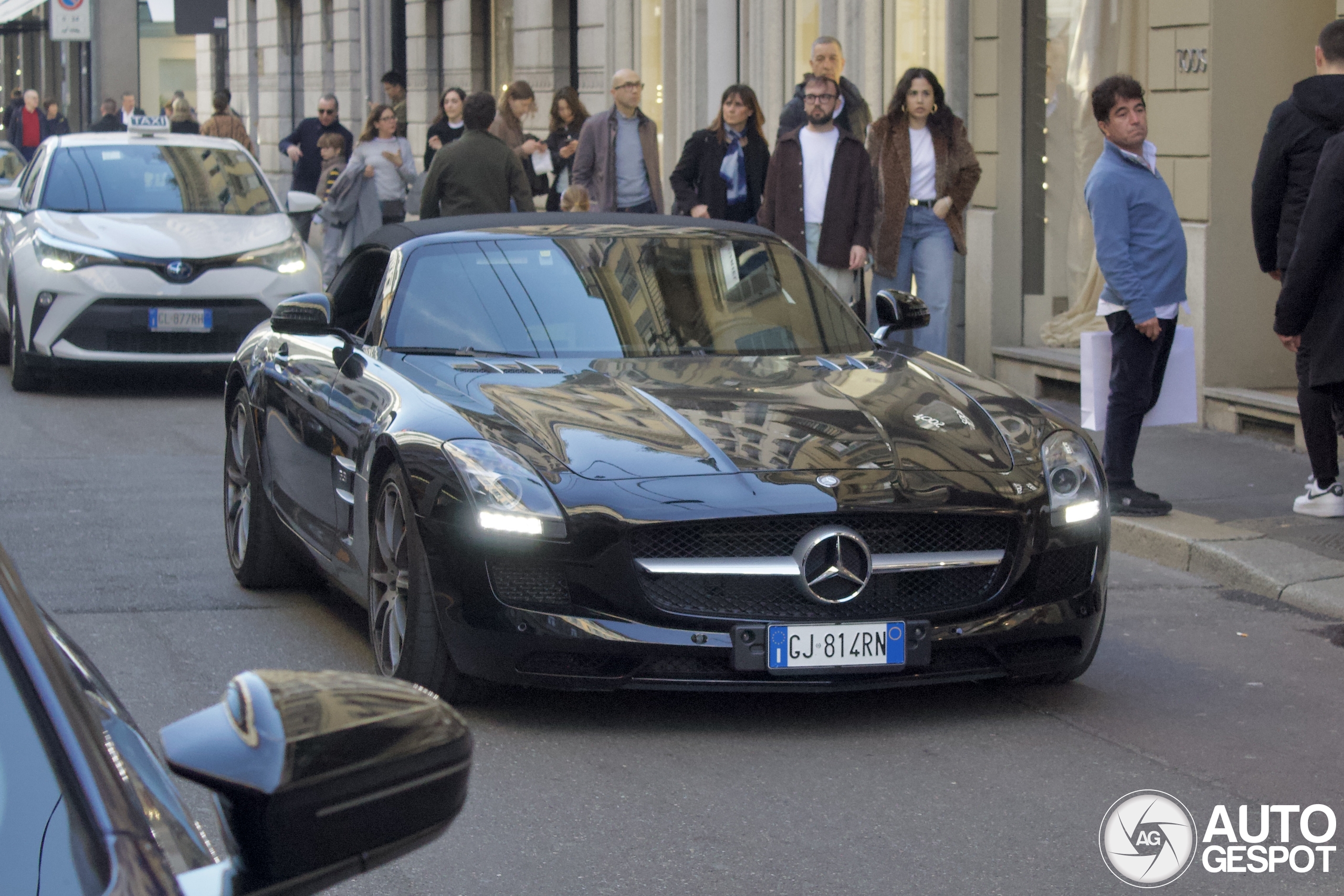 Mercedes-Benz SLS AMG Roadster