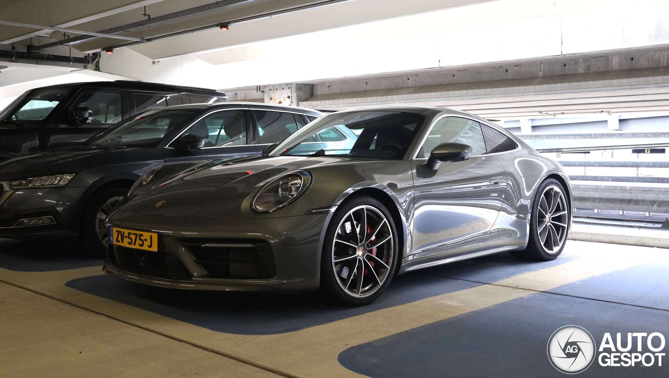 Porsche 992 Carrera 4S