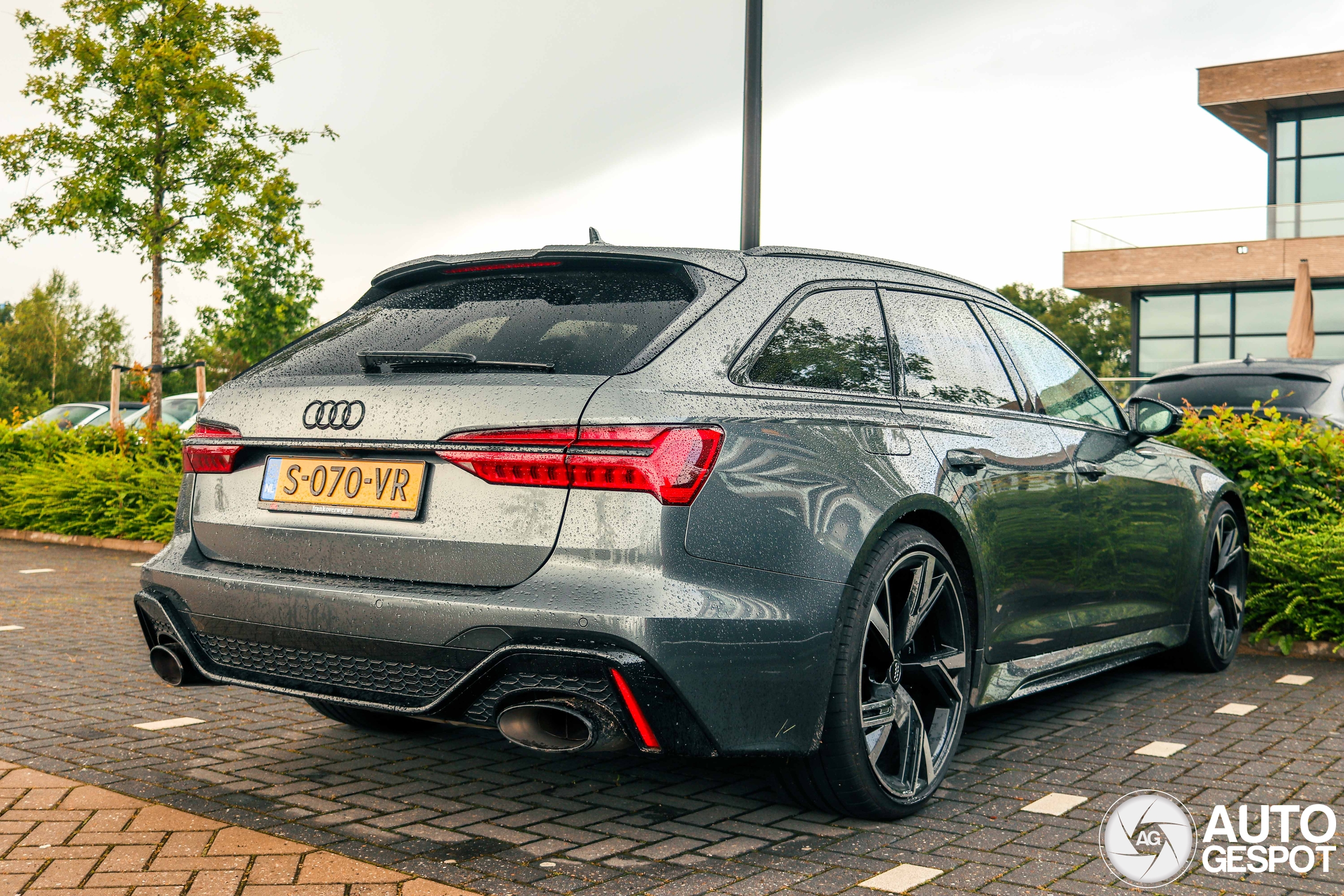 Audi RS6 Avant C8