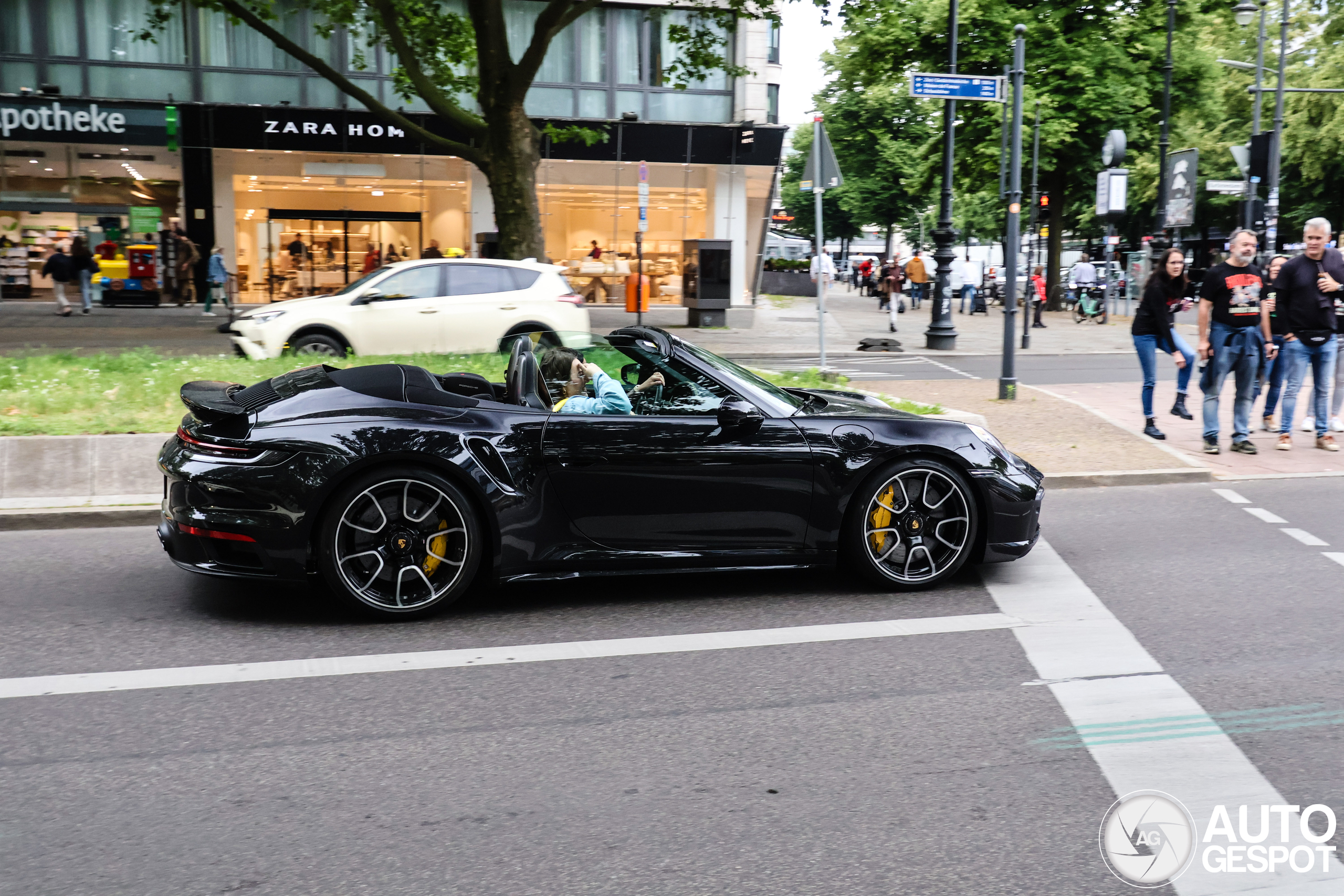 Porsche 992 Turbo S Cabriolet MkI