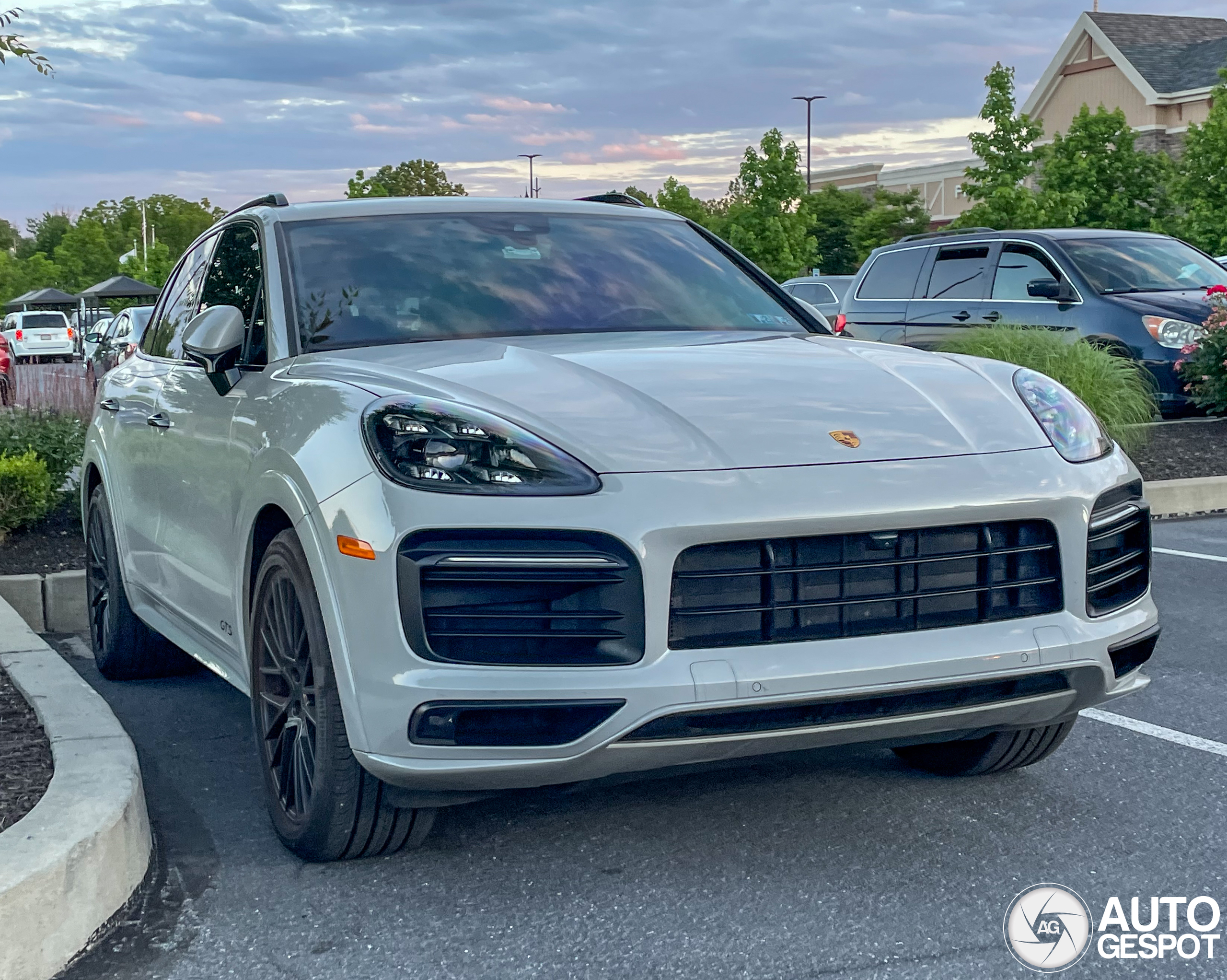 Porsche 9YA Cayenne GTS