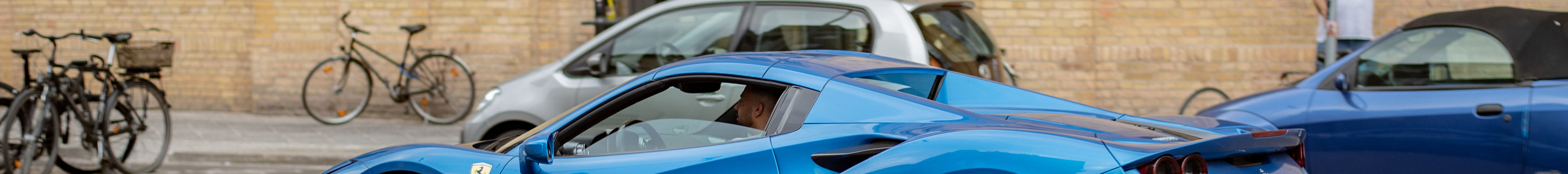 Ferrari F8 Spider