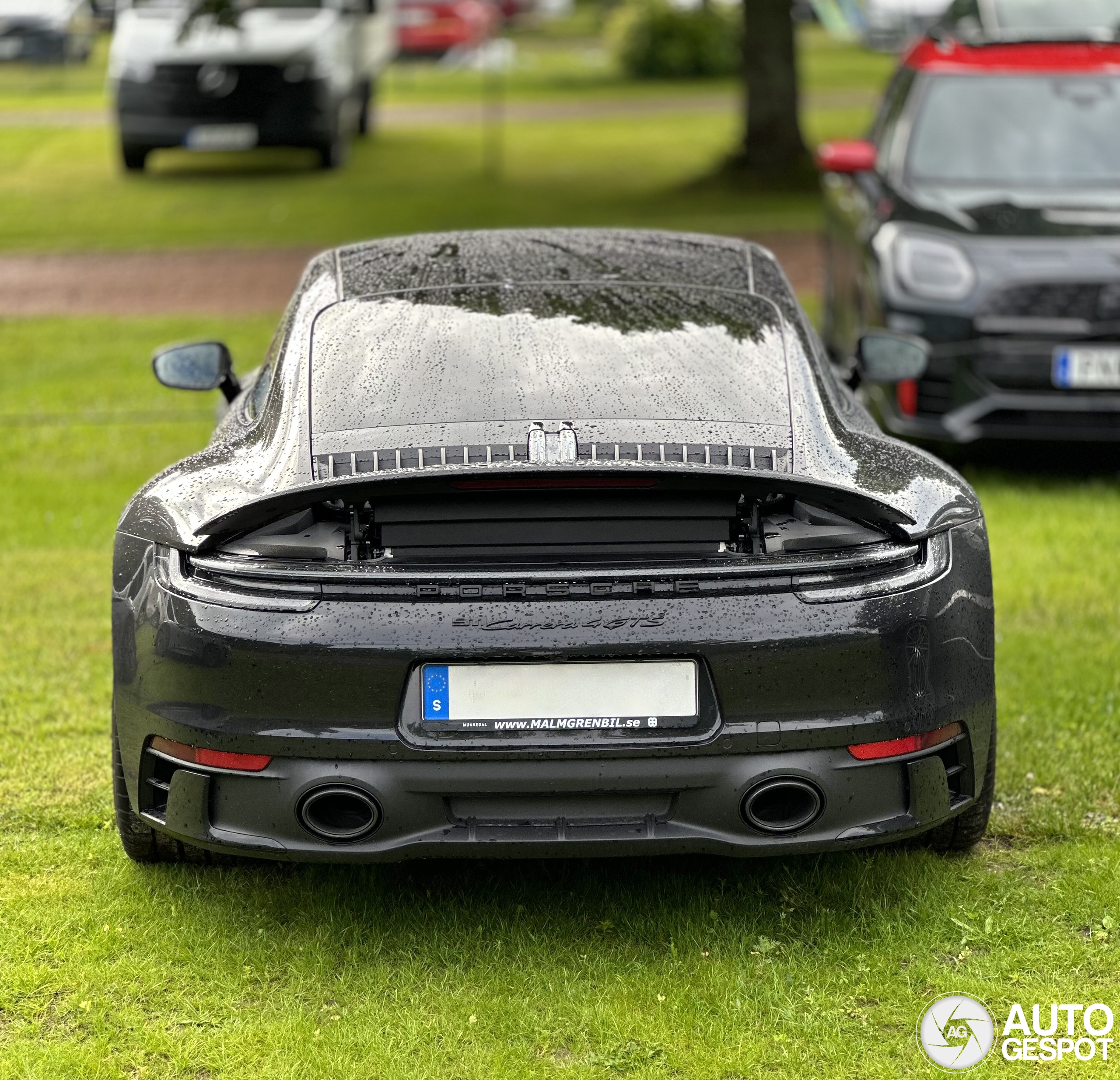 Porsche 992 Carrera 4 GTS