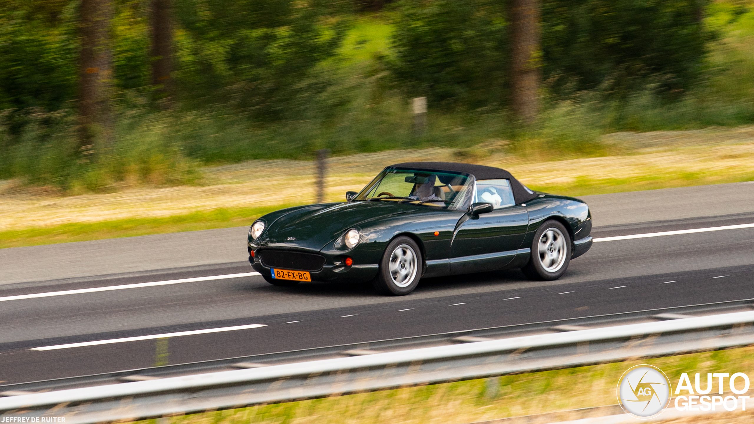 TVR Chimaera 400