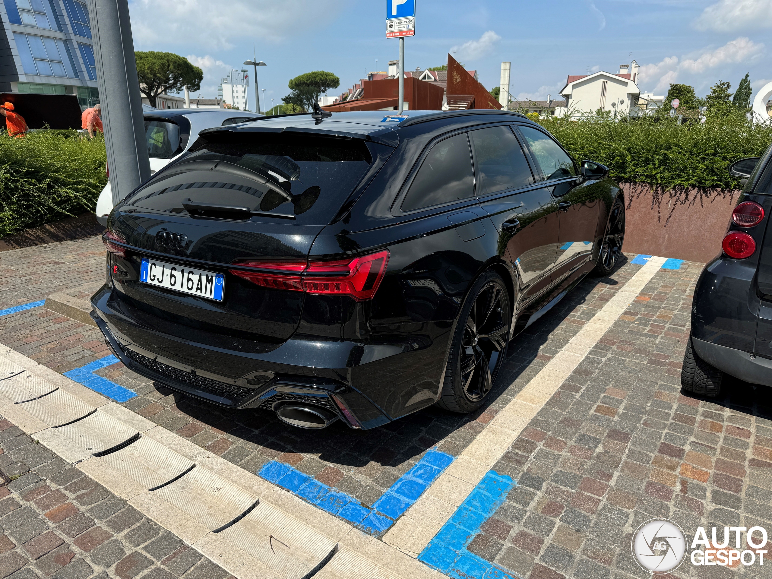 Audi RS6 Avant C8