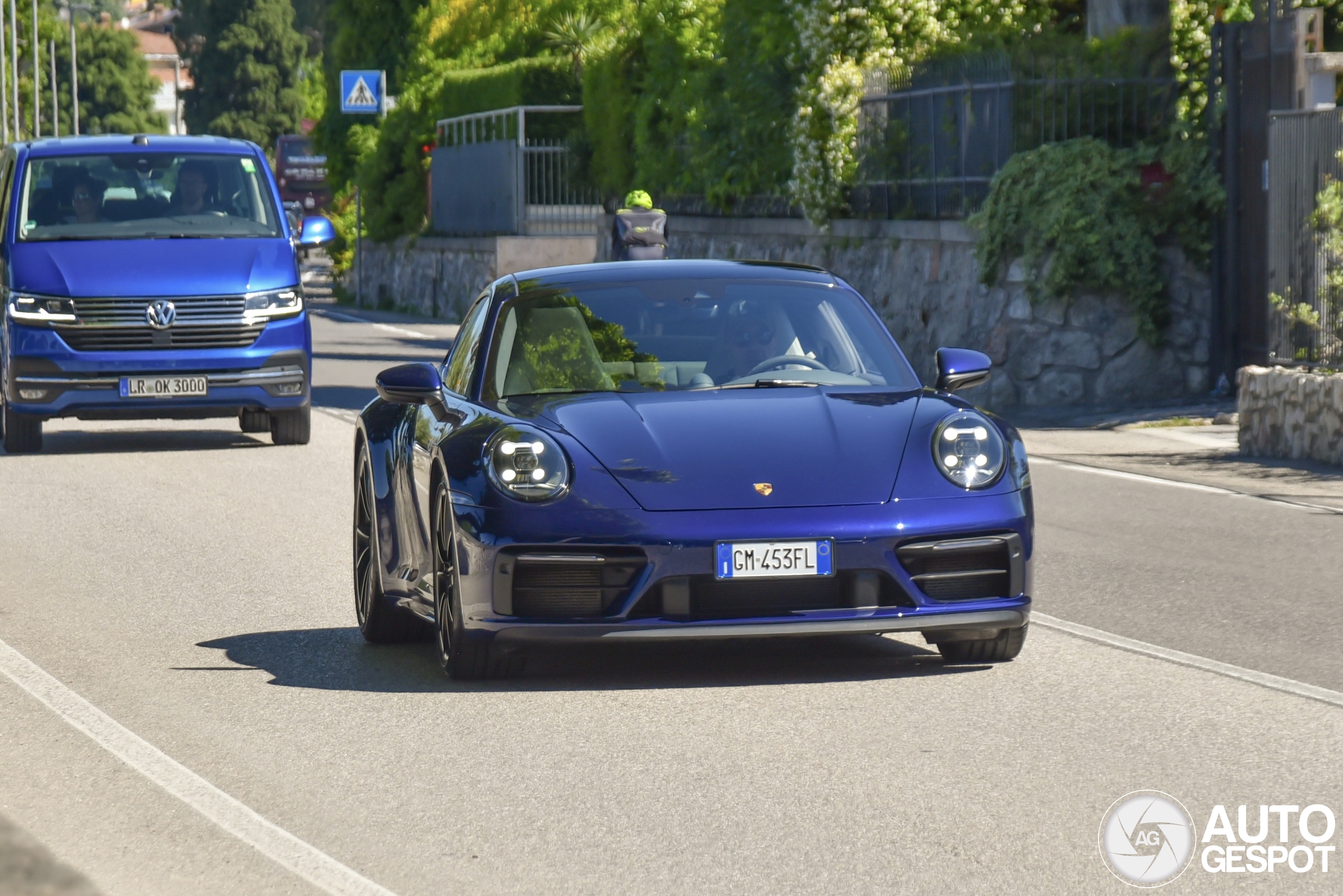 Porsche 992 Carrera 4S