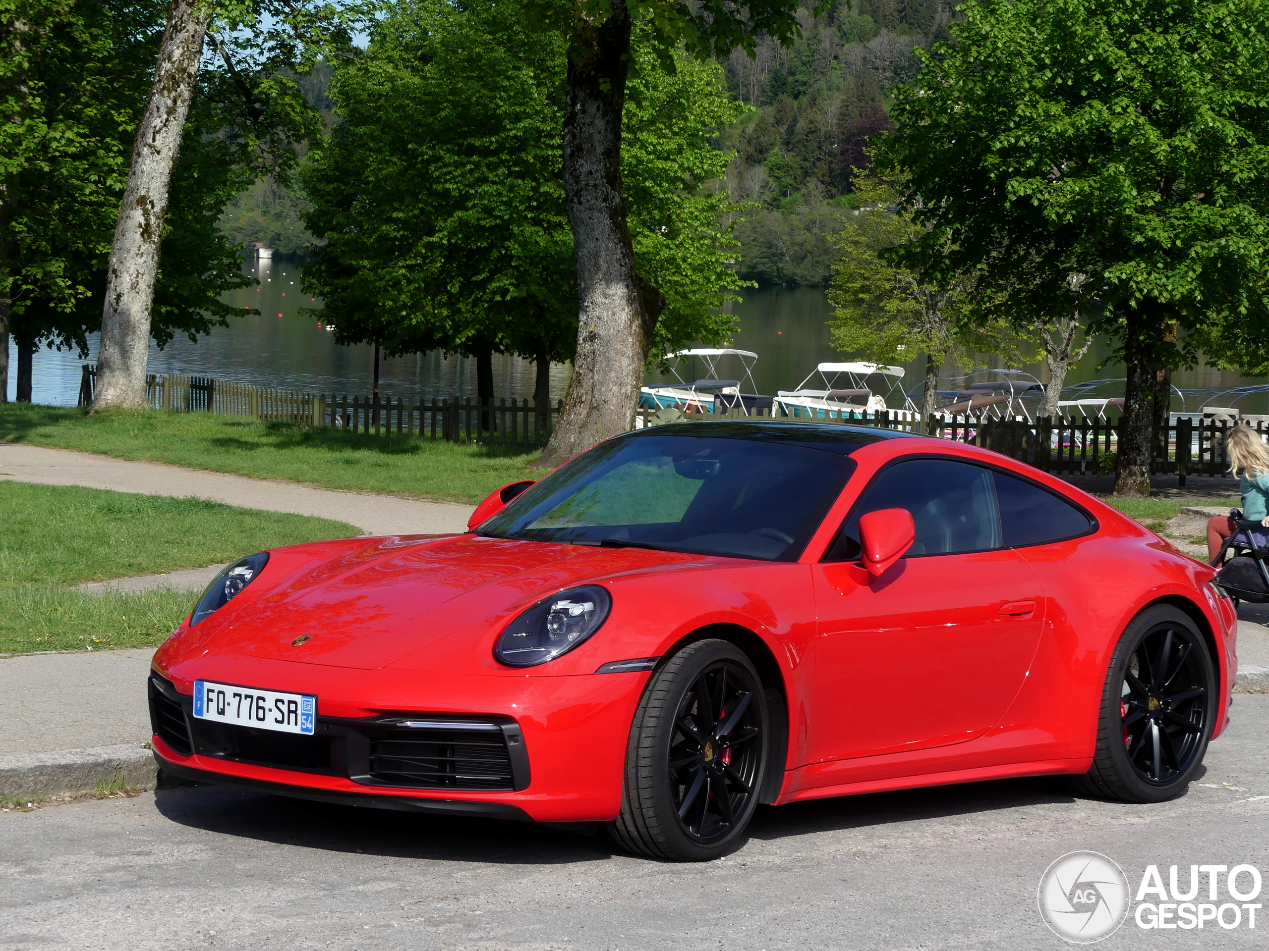 Porsche 992 Carrera 4S