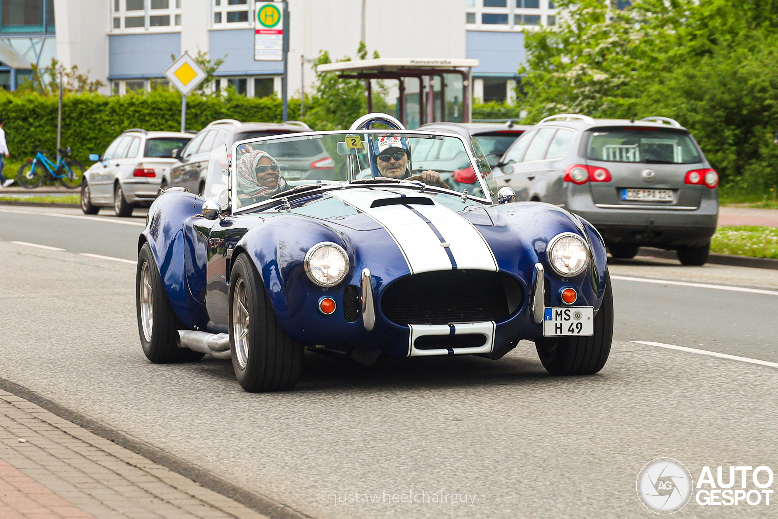 AC Cobra 427