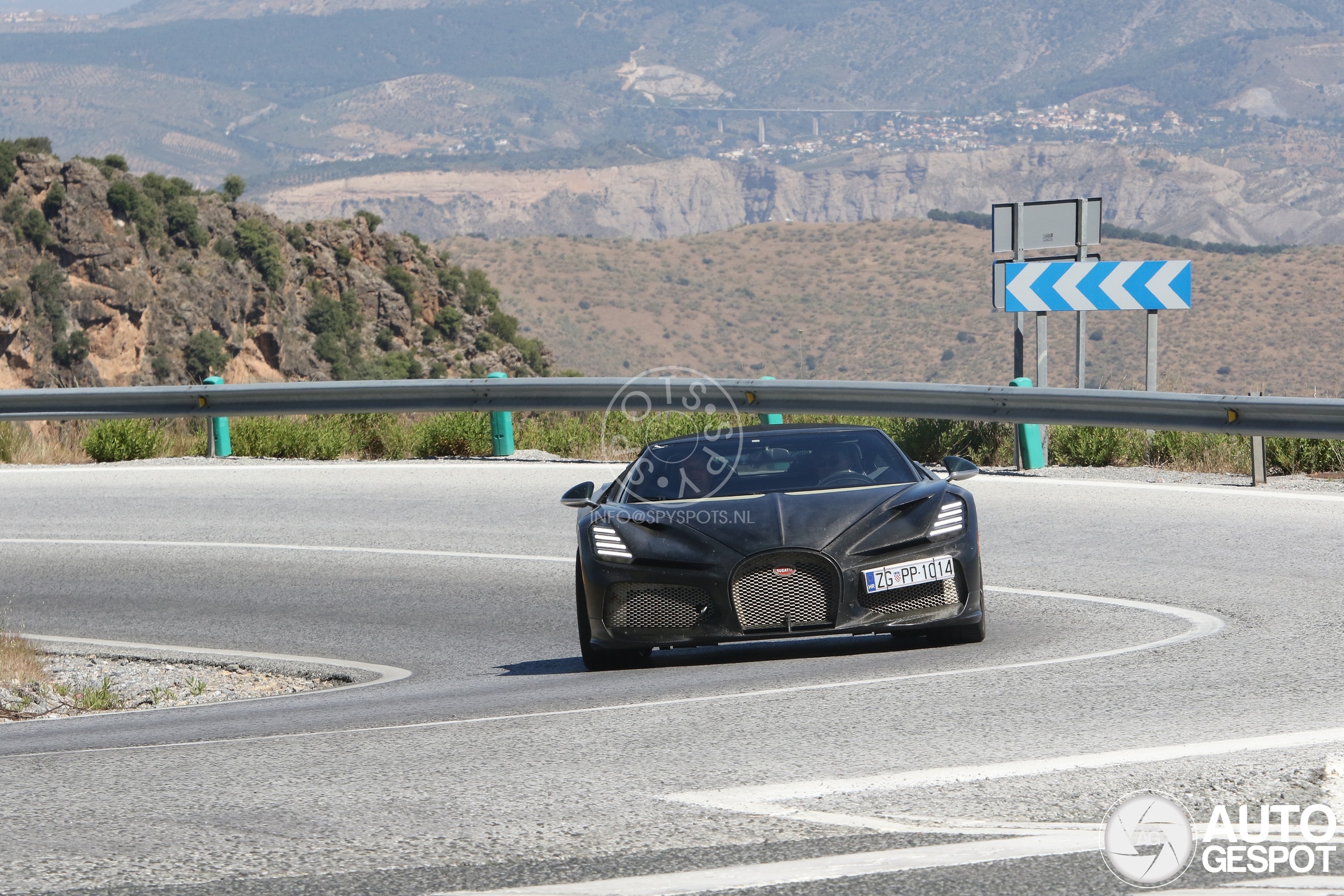 Bugatti W16 Mistral