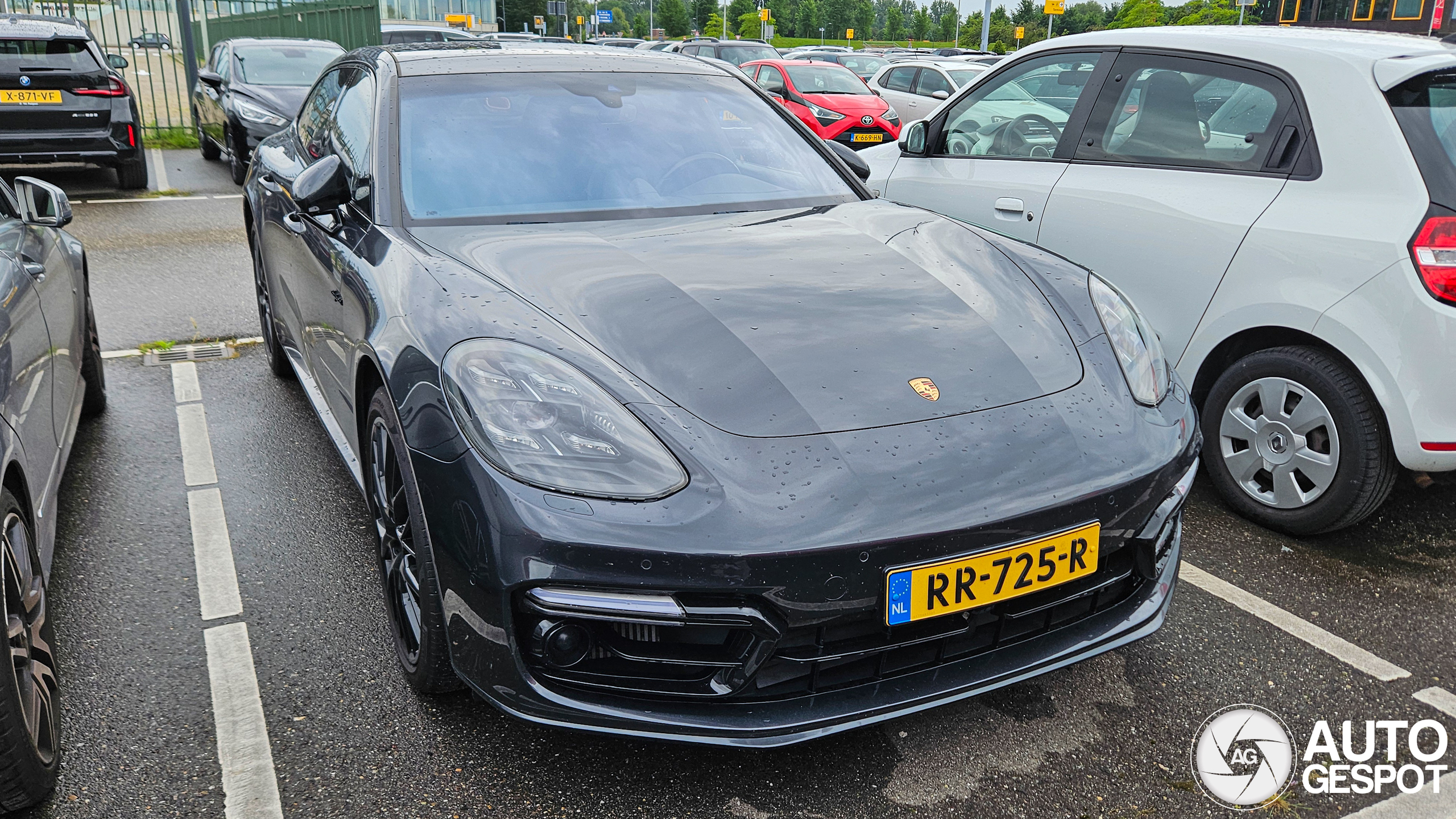 Porsche 971 Panamera Turbo S E-Hybrid Sport Turismo