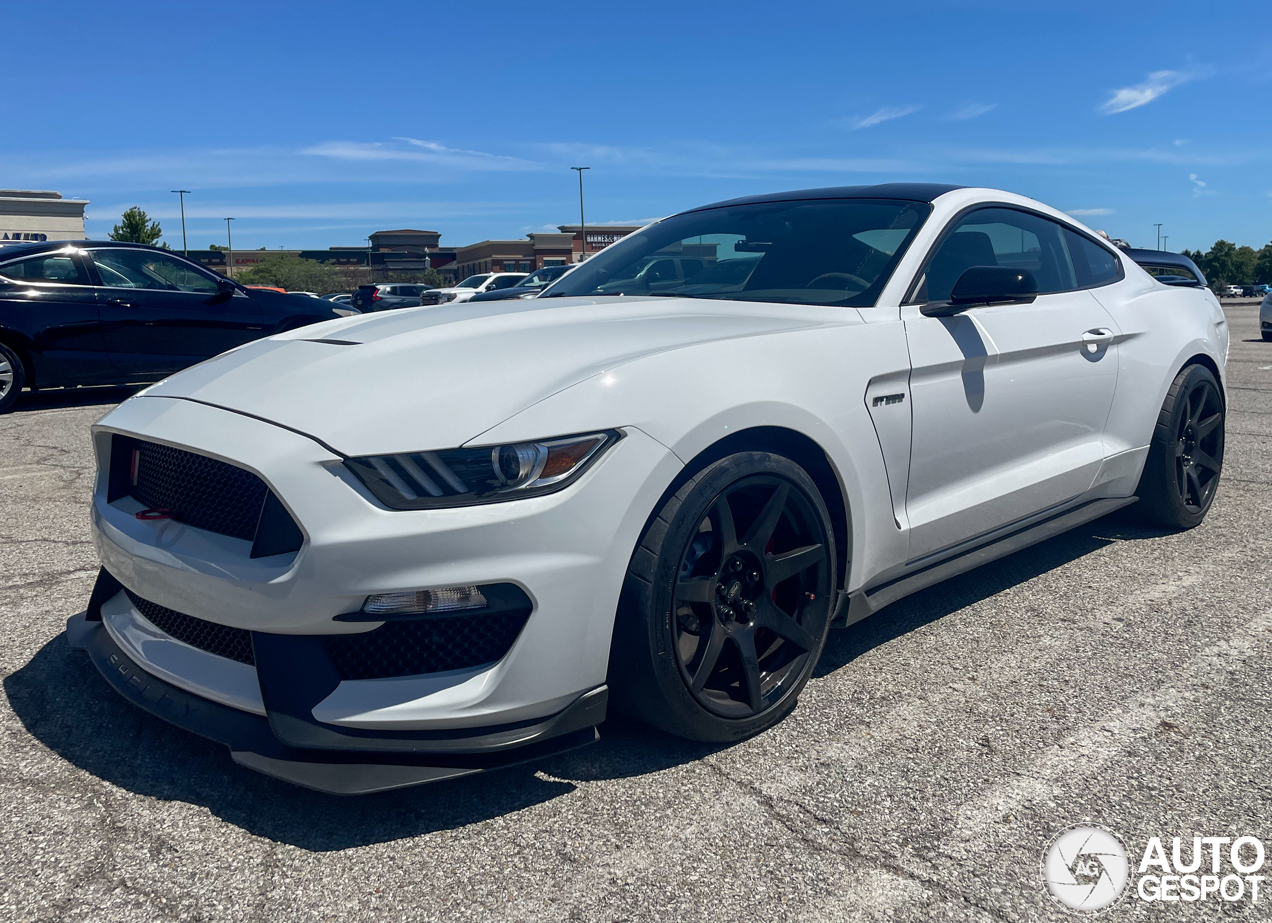 Ford Mustang Shelby GT350R 2015 - 19 June 2024 - Autogespot