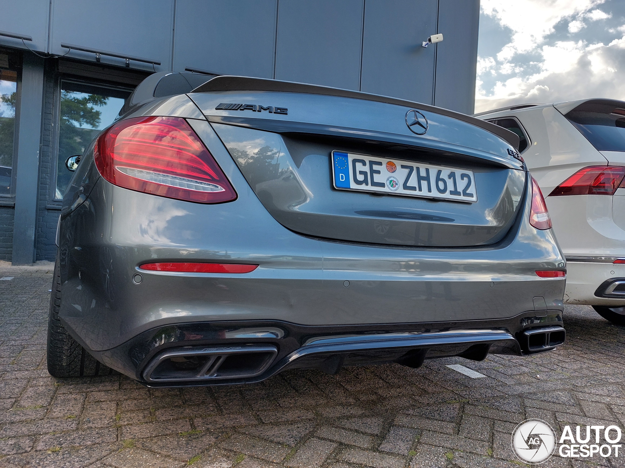 Mercedes-AMG E 63 S W213