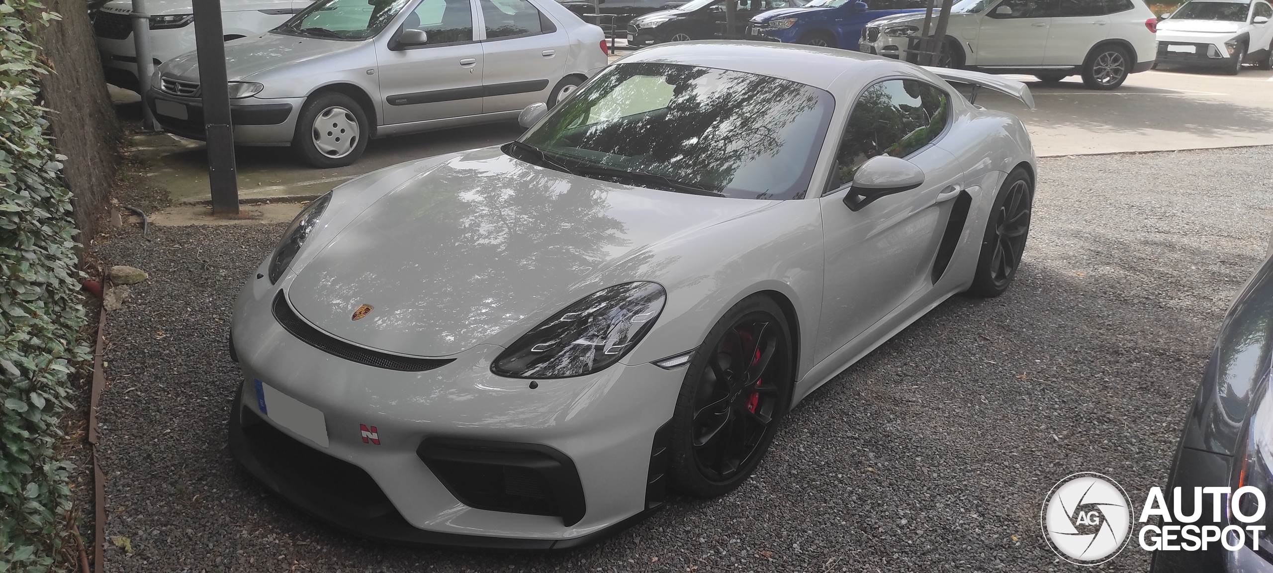 Porsche 718 Cayman GT4