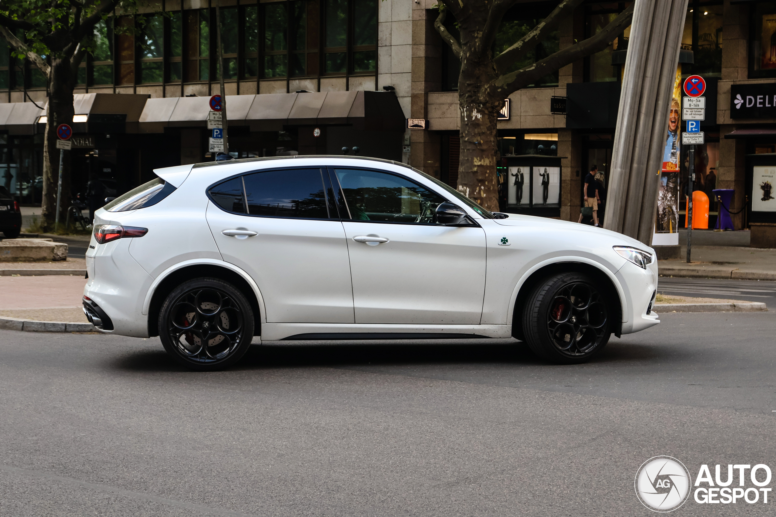 Alfa Romeo Stelvio Quadrifoglio 2020