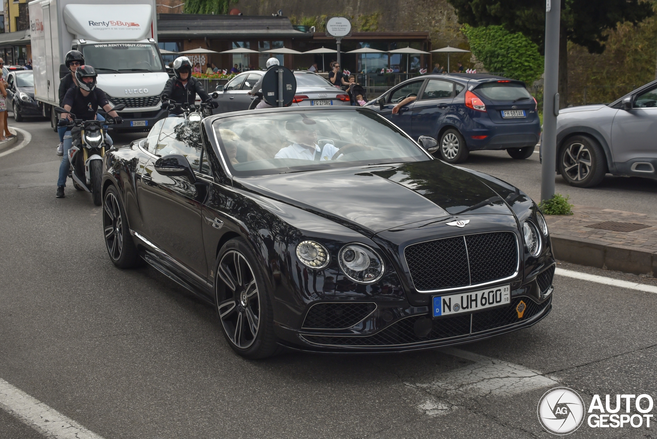 Bentley Continental GTC V8 2016