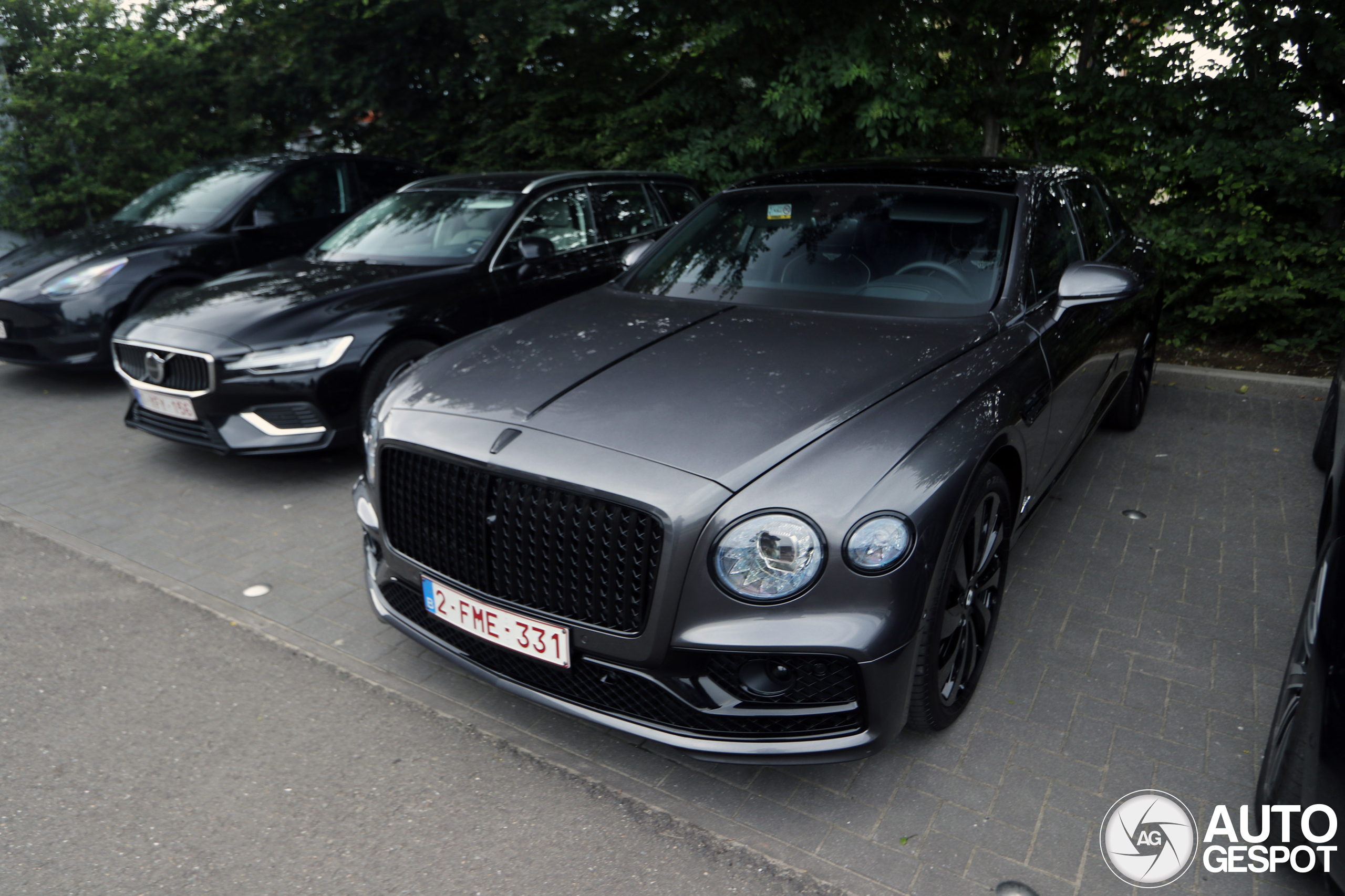 Bentley Flying Spur Hybrid