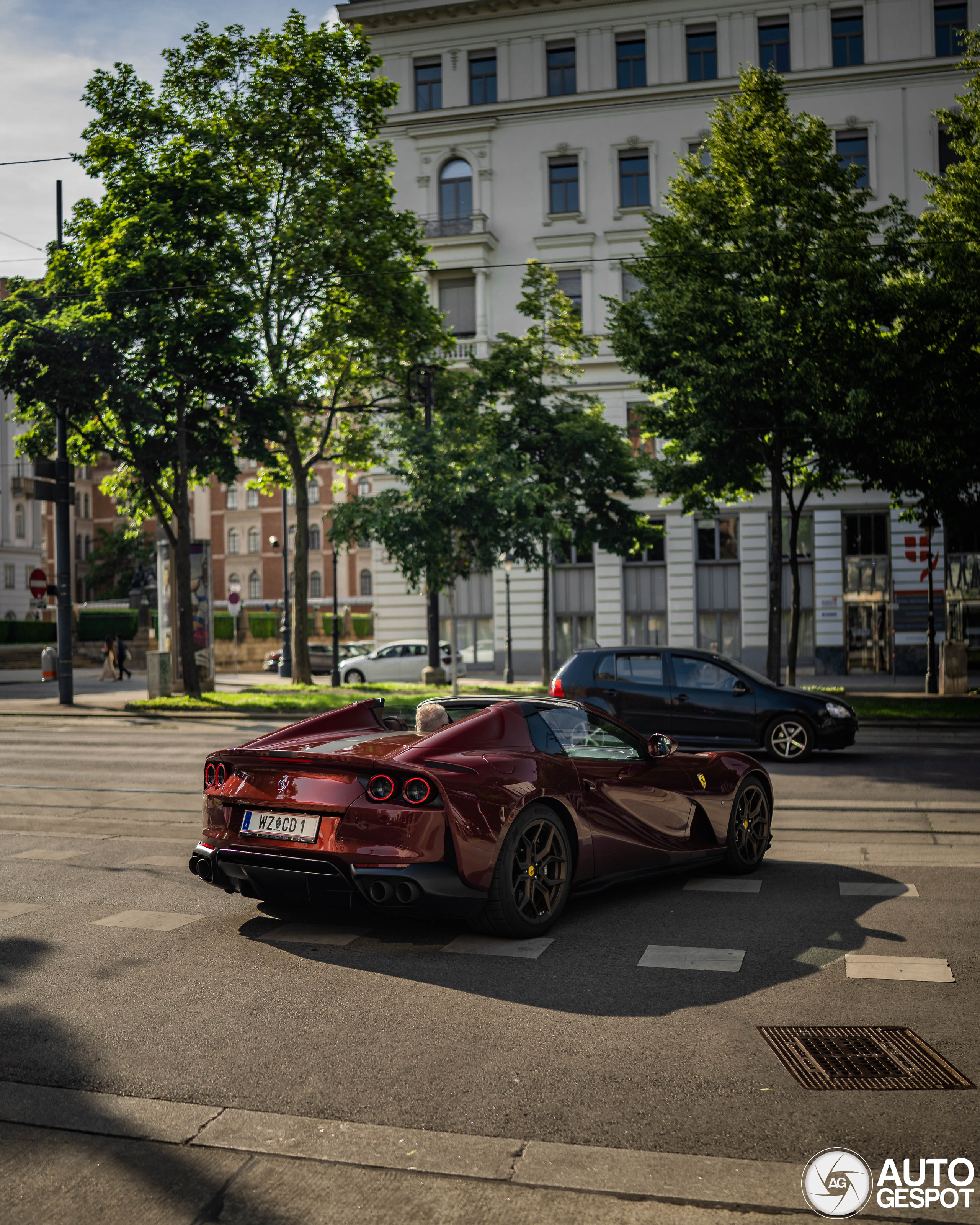Ferrari 812 GTS