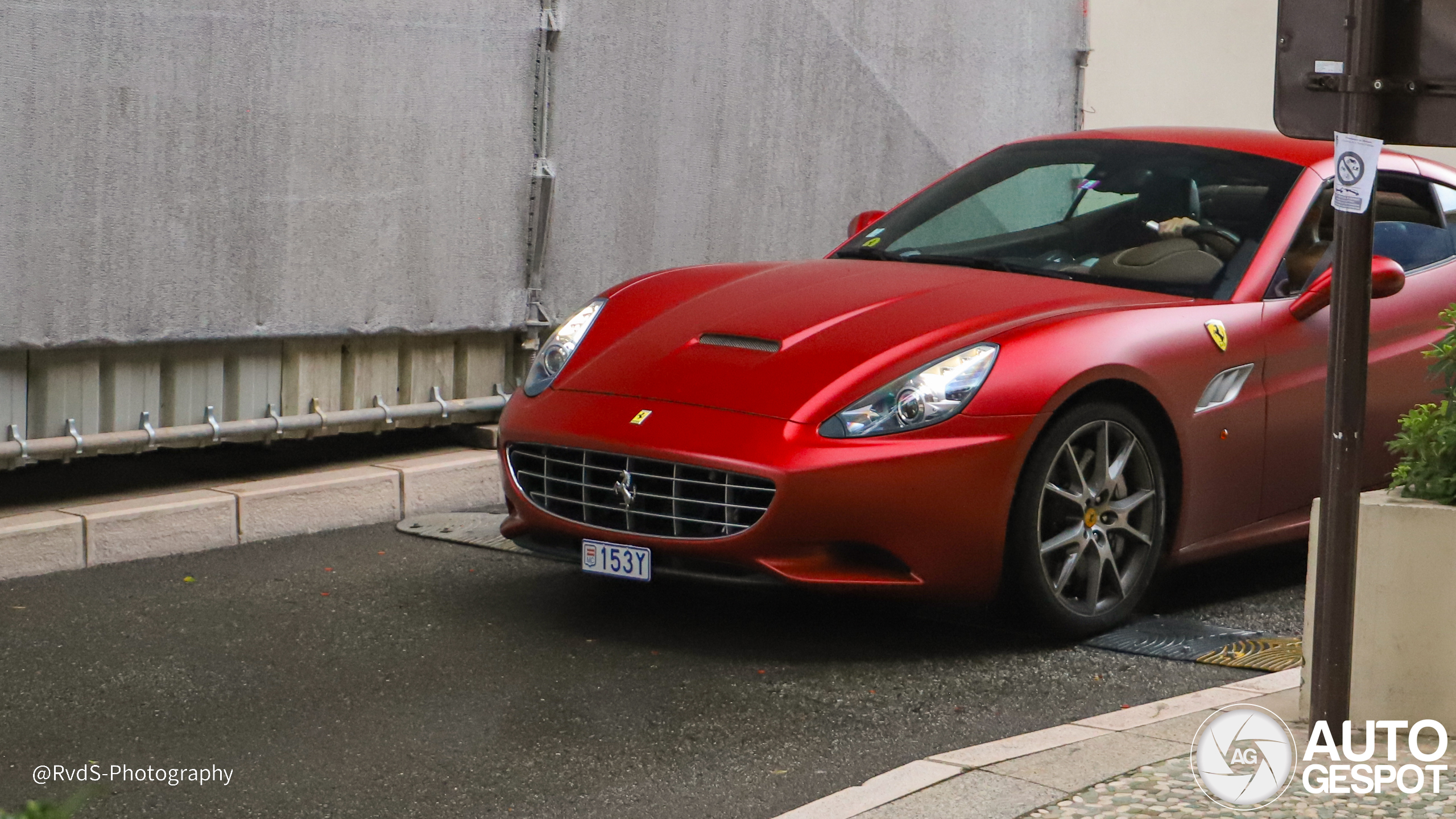 Ferrari California