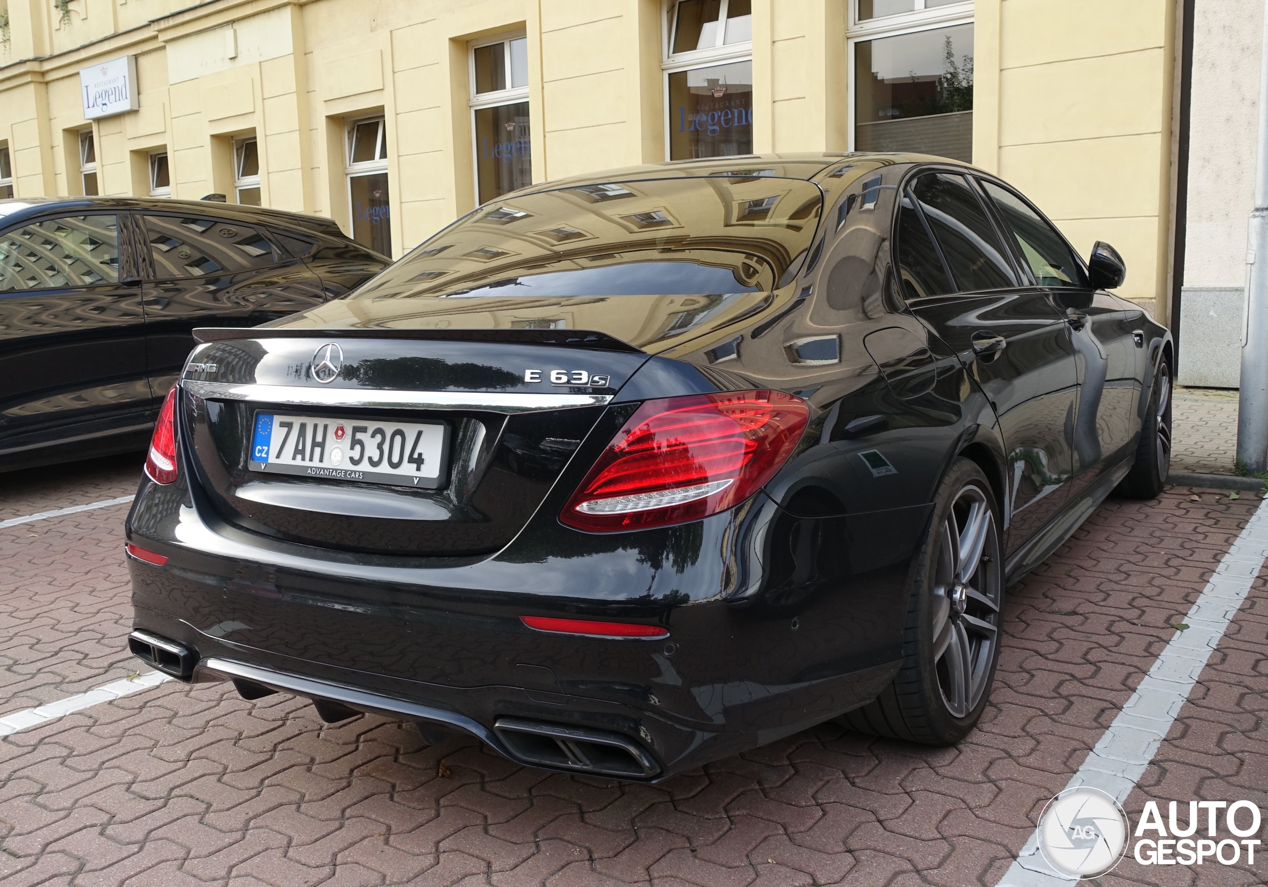 Mercedes-AMG E 63 S W213