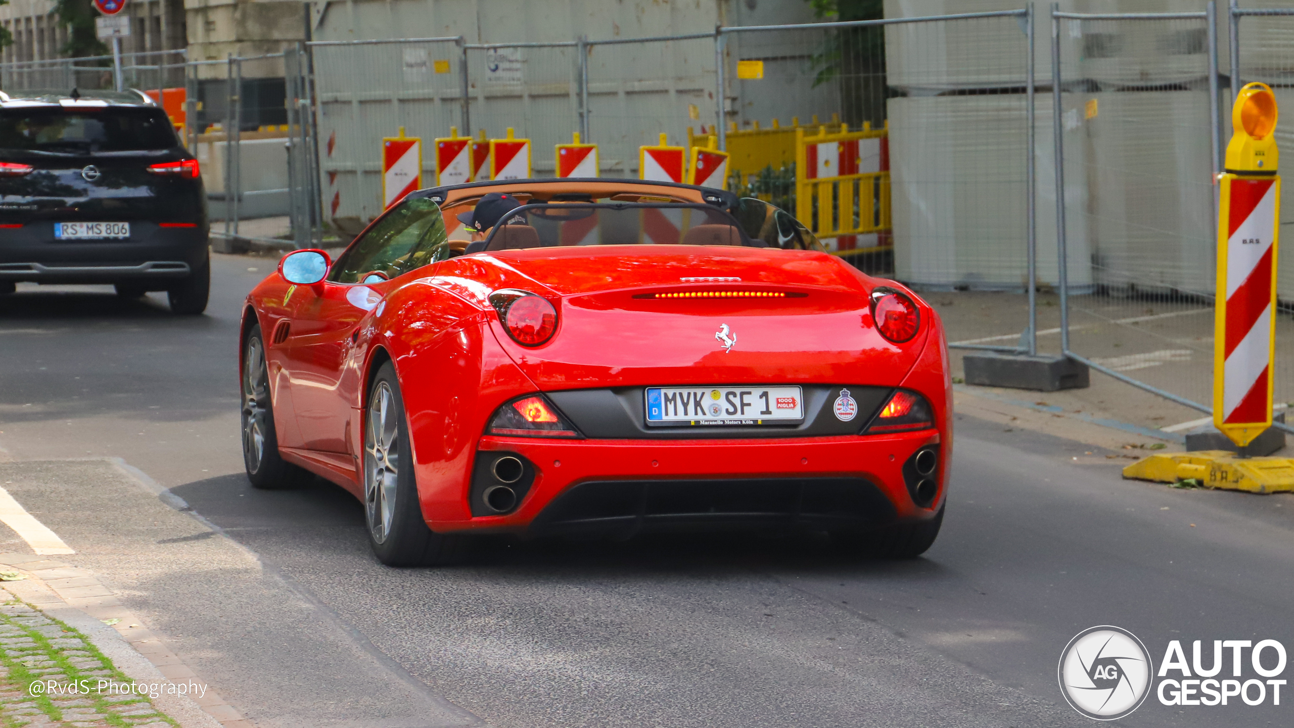 Ferrari California