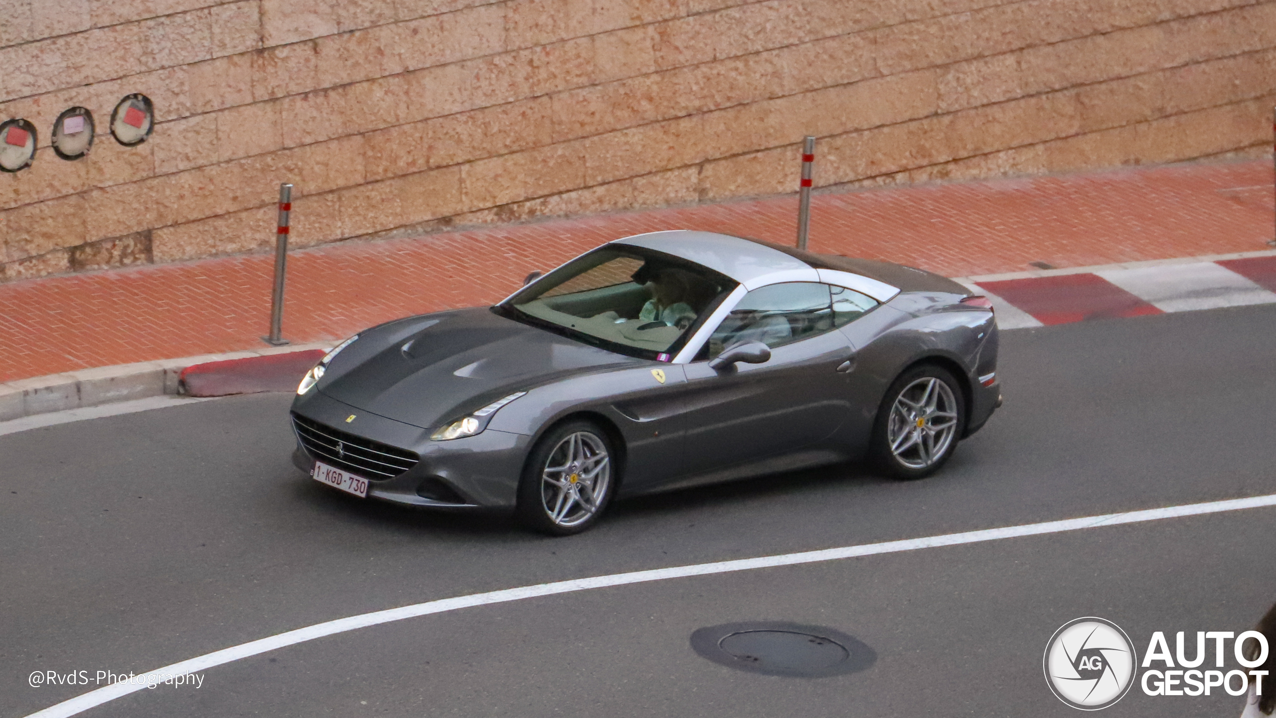 Ferrari California T