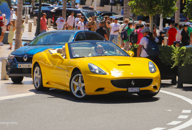 Ferrari California