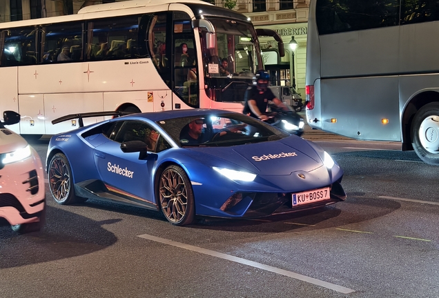 Lamborghini Huracán LP640-4 Performante