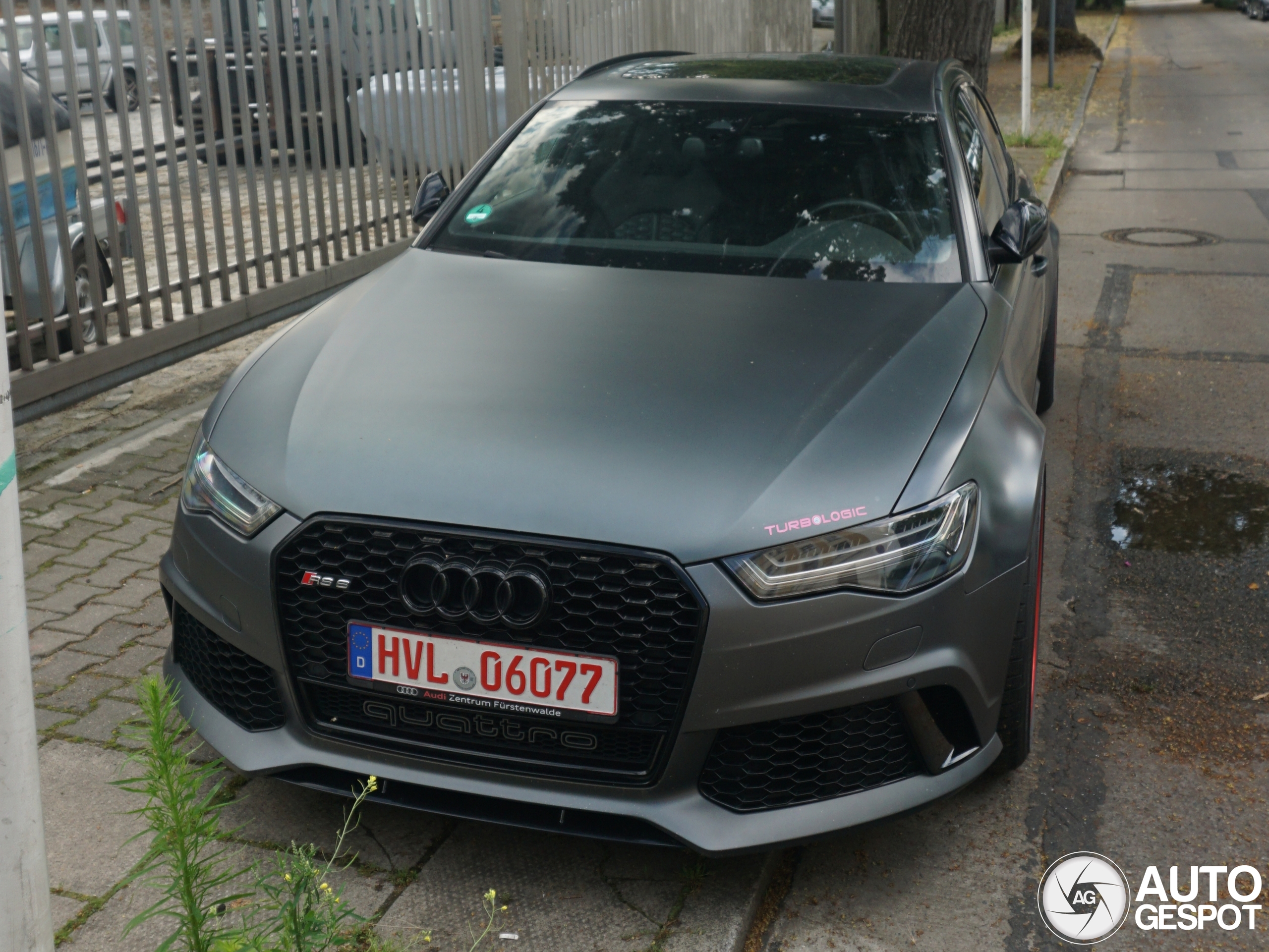 Audi RS6 Avant C7 2015