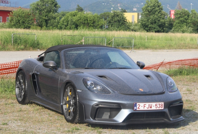 Porsche 718 Spyder RS Weissach Package