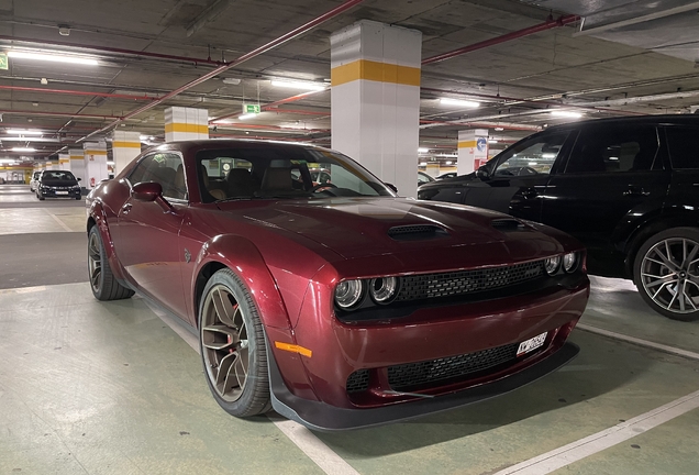 Dodge Challenger SRT Hellcat Widebody