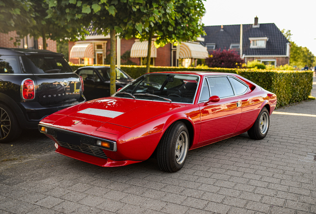 Ferrari Dino 208 GT4