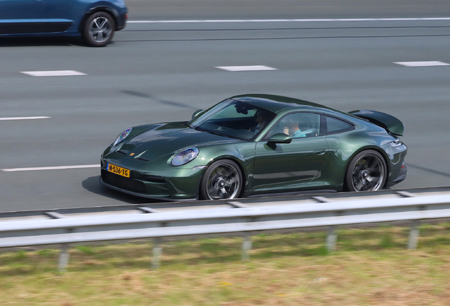 Porsche 992 GT3 Touring