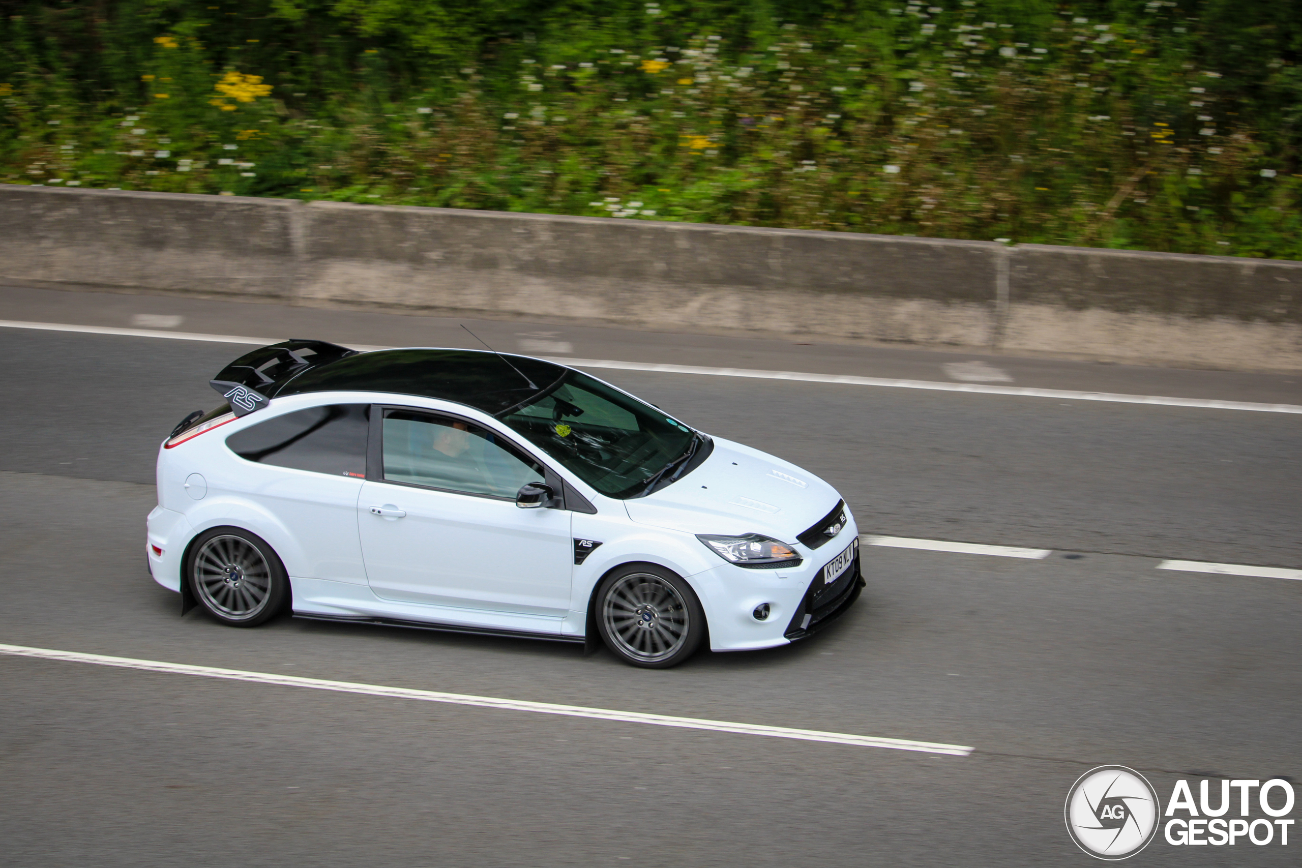 Ford Focus RS 2009 Sabre Tuning
