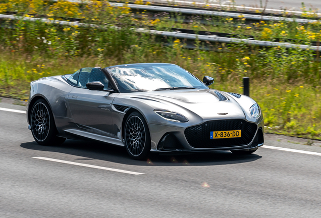 Aston Martin DBS 770 Ultimate Volante