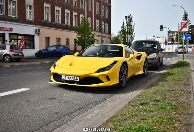 Ferrari F8 Spider