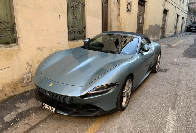 Ferrari Roma Spider