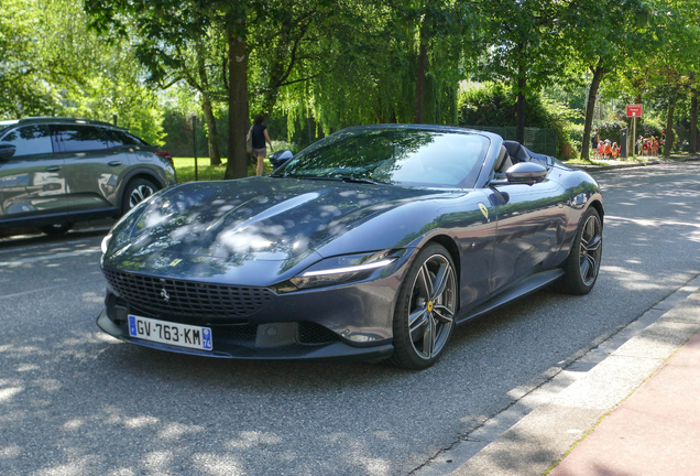 Ferrari Roma Spider