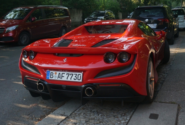 Ferrari F8 Spider