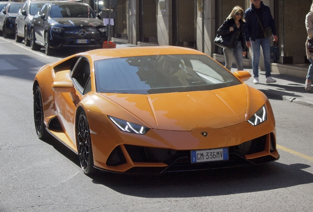 Lamborghini Huracán LP640-4 EVO