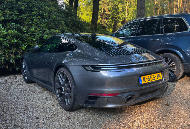 Porsche 992 Carrera 4S