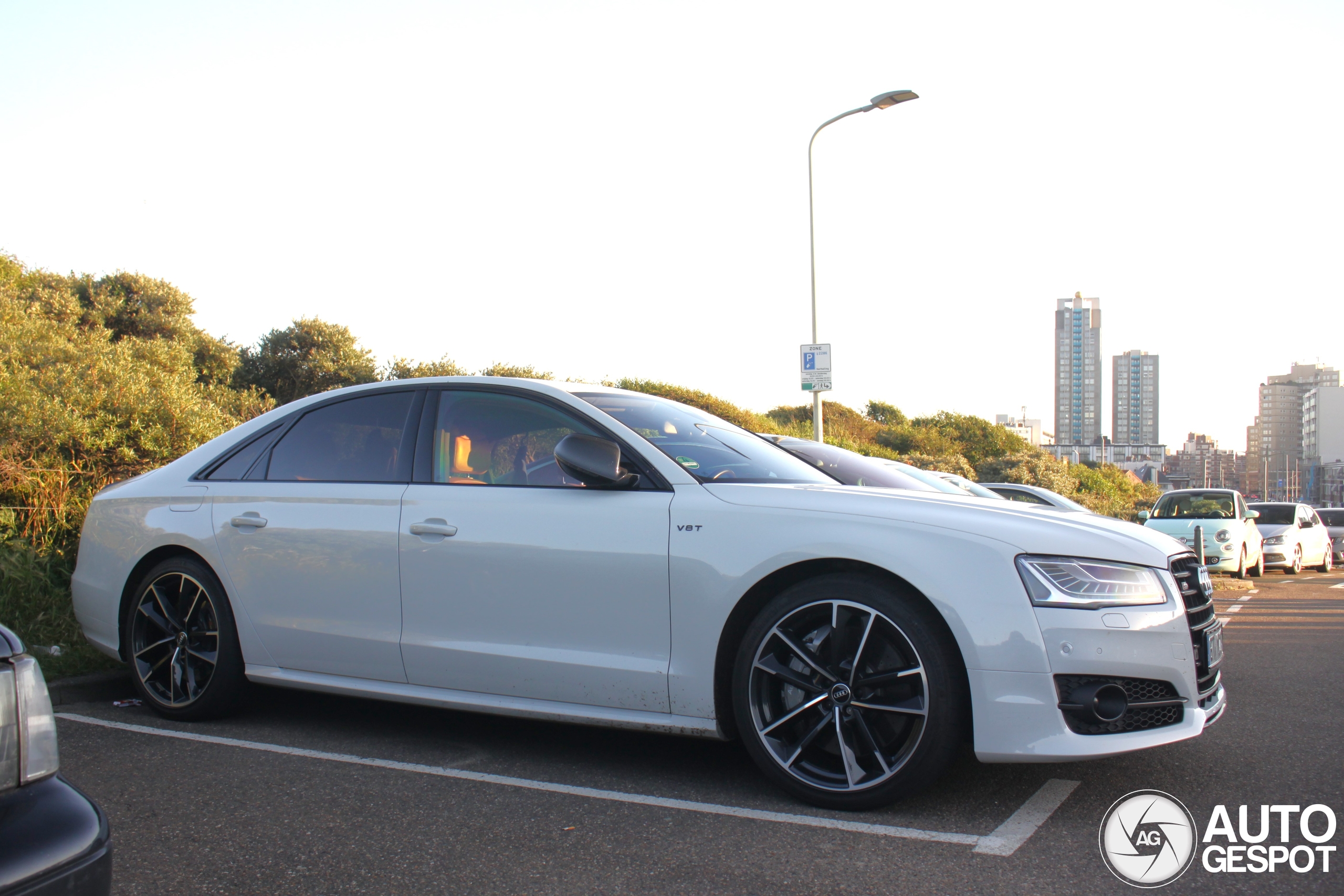 Audi S8 D4 Plus 2016 - 28 June 2024 - Autogespot
