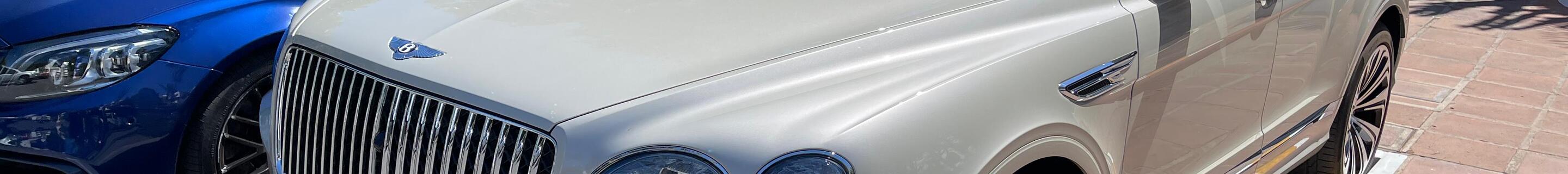 Bentley Bentayga Hybrid Azure EWB
